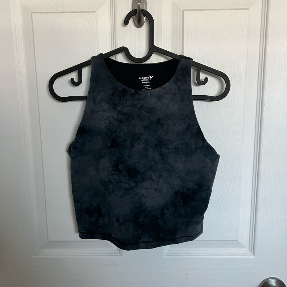 Old Navy Active Powerchill light compression support sports bra